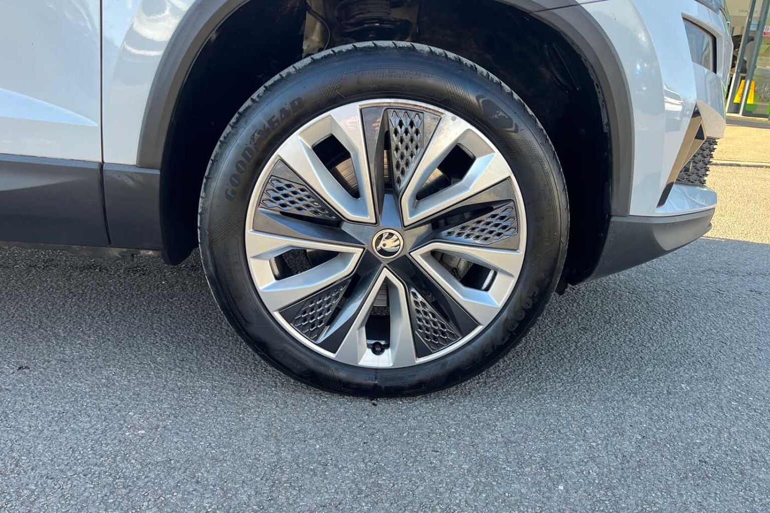 SKODA Karoq 1.5 TSI ACT SE L SUV 5dr Petrol Manual Euro 6 (s/s) (150 ps)