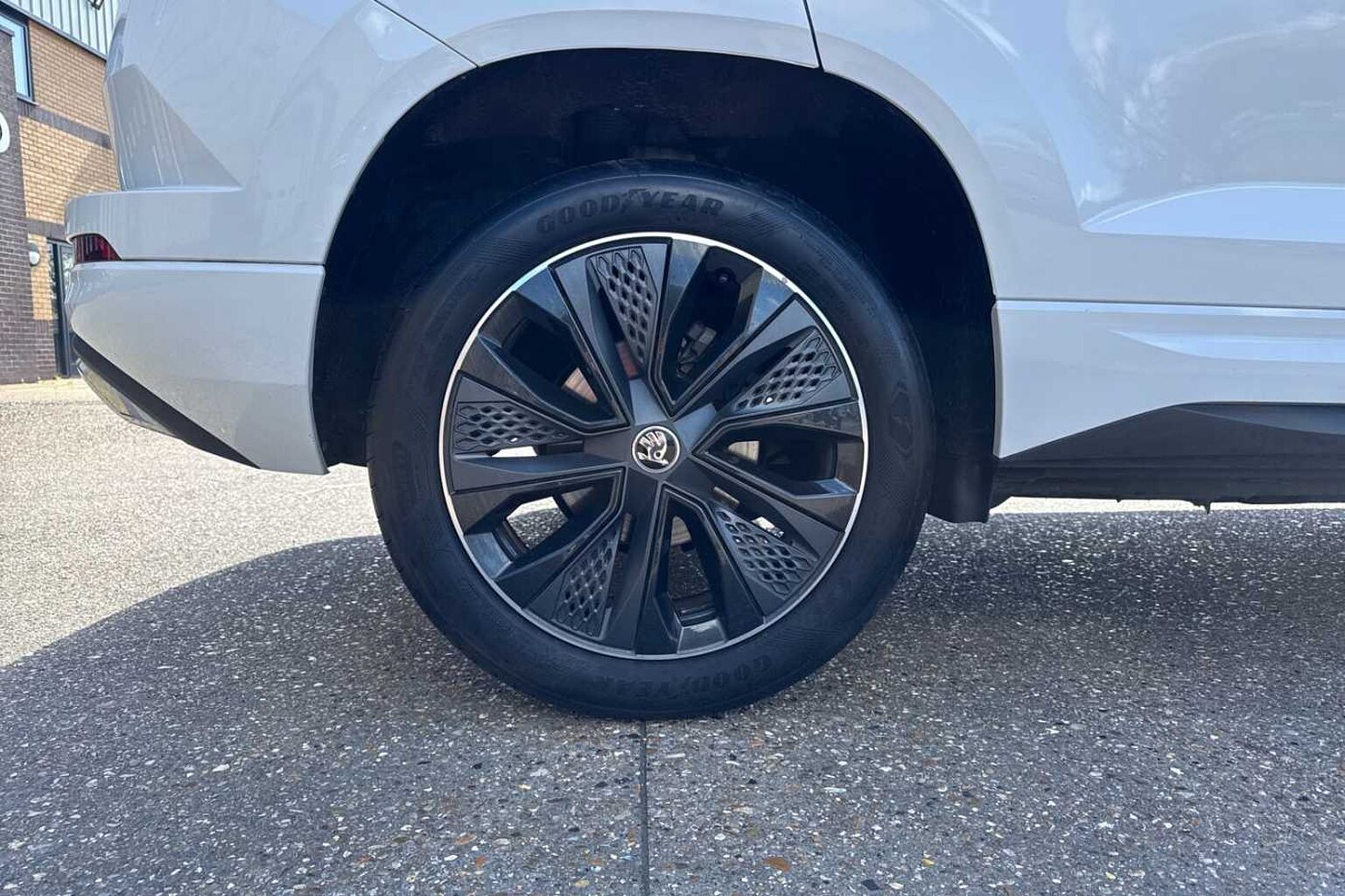 SKODA Karoq 1.5 TSI ACT SportLine SUV 5dr Petrol DSG Euro 6 (s/s) (150 ps)
