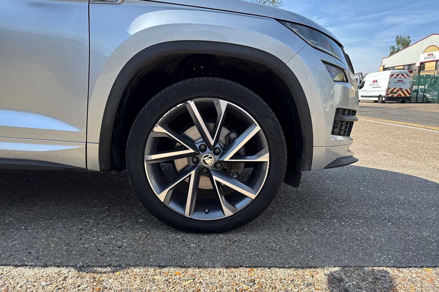 SKODA Kodiaq 1.5 TSI ACT SportLine SUV 5dr Petrol DSG Euro 6 (s/s) (7 Seat) (150 ps)