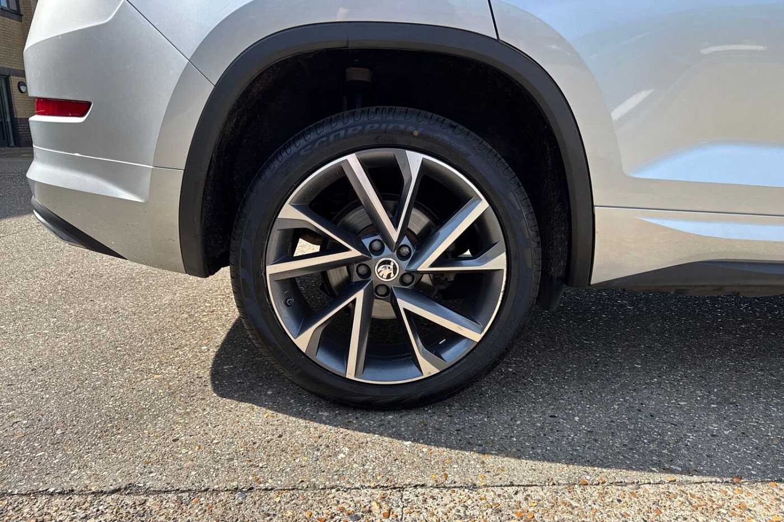 SKODA Kodiaq 1.5 TSI ACT SportLine SUV 5dr Petrol DSG Euro 6 (s/s) (7 Seat) (150 ps)