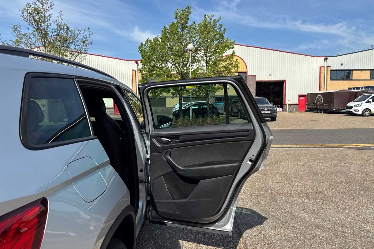 SKODA Kodiaq 1.5 TSI ACT SportLine SUV 5dr Petrol DSG Euro 6 (s/s) (7 Seat) (150 ps)