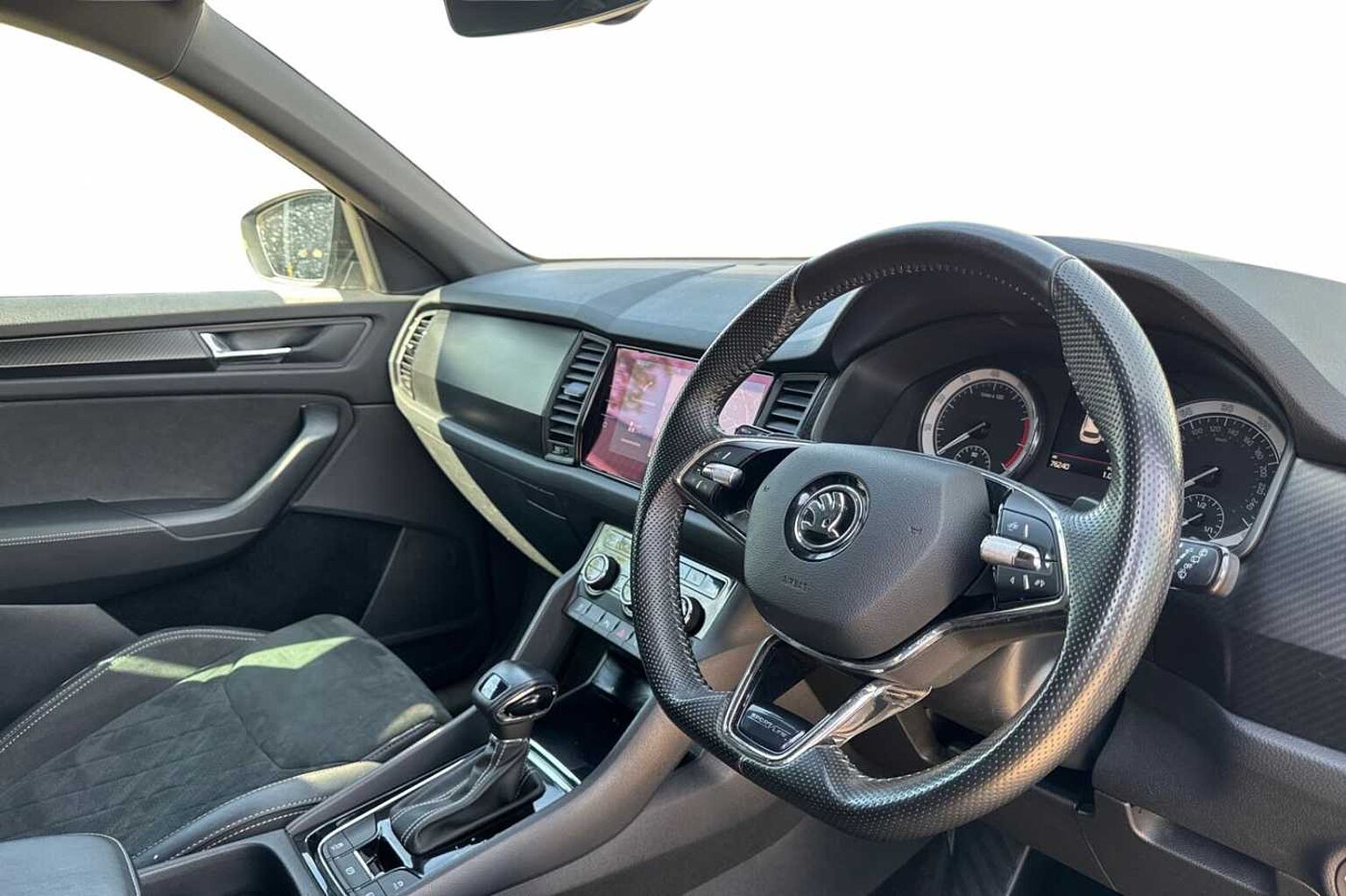 SKODA Kodiaq 1.5 TSI ACT SportLine SUV 5dr Petrol DSG Euro 6 (s/s) (7 Seat) (150 ps)