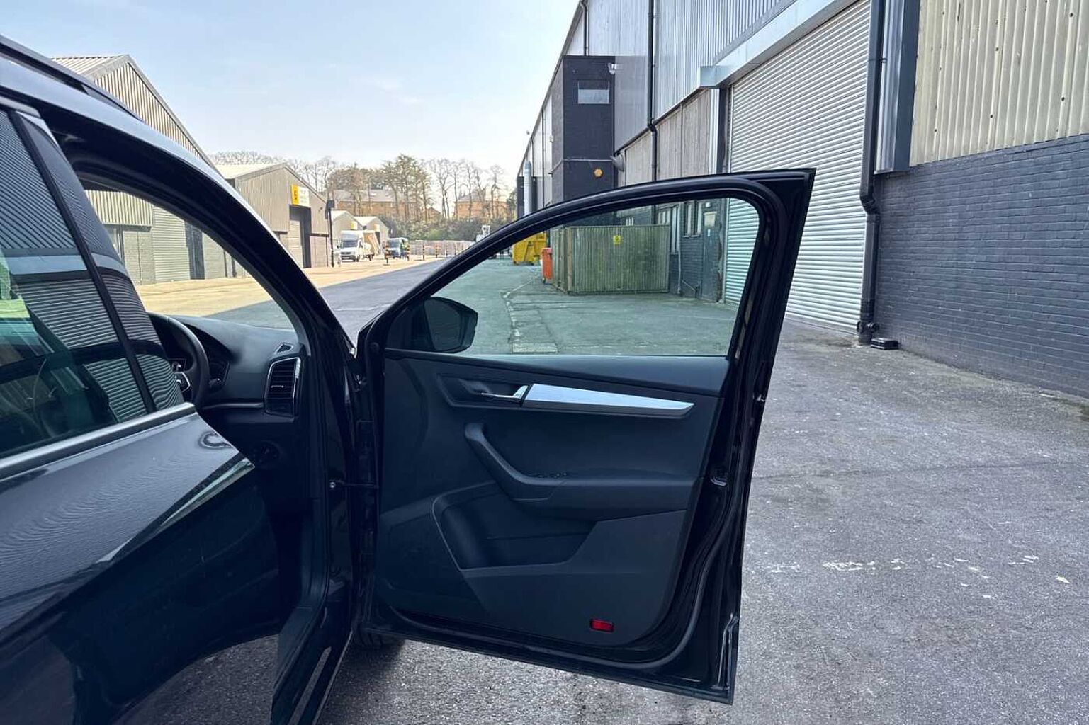 SKODA Karoq 1.5 TSI ACT SE Technology SUV 5dr Petrol DSG Euro 6 (s/s) (150 ps)
