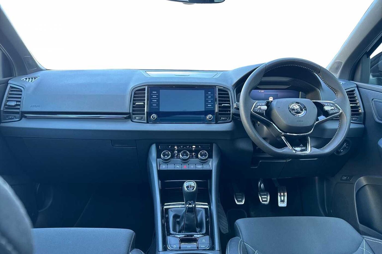 SKODA Karoq 1.5 TSI ACT SportLine SUV 5dr Petrol Manual Euro 6 (s/s) (150 ps)