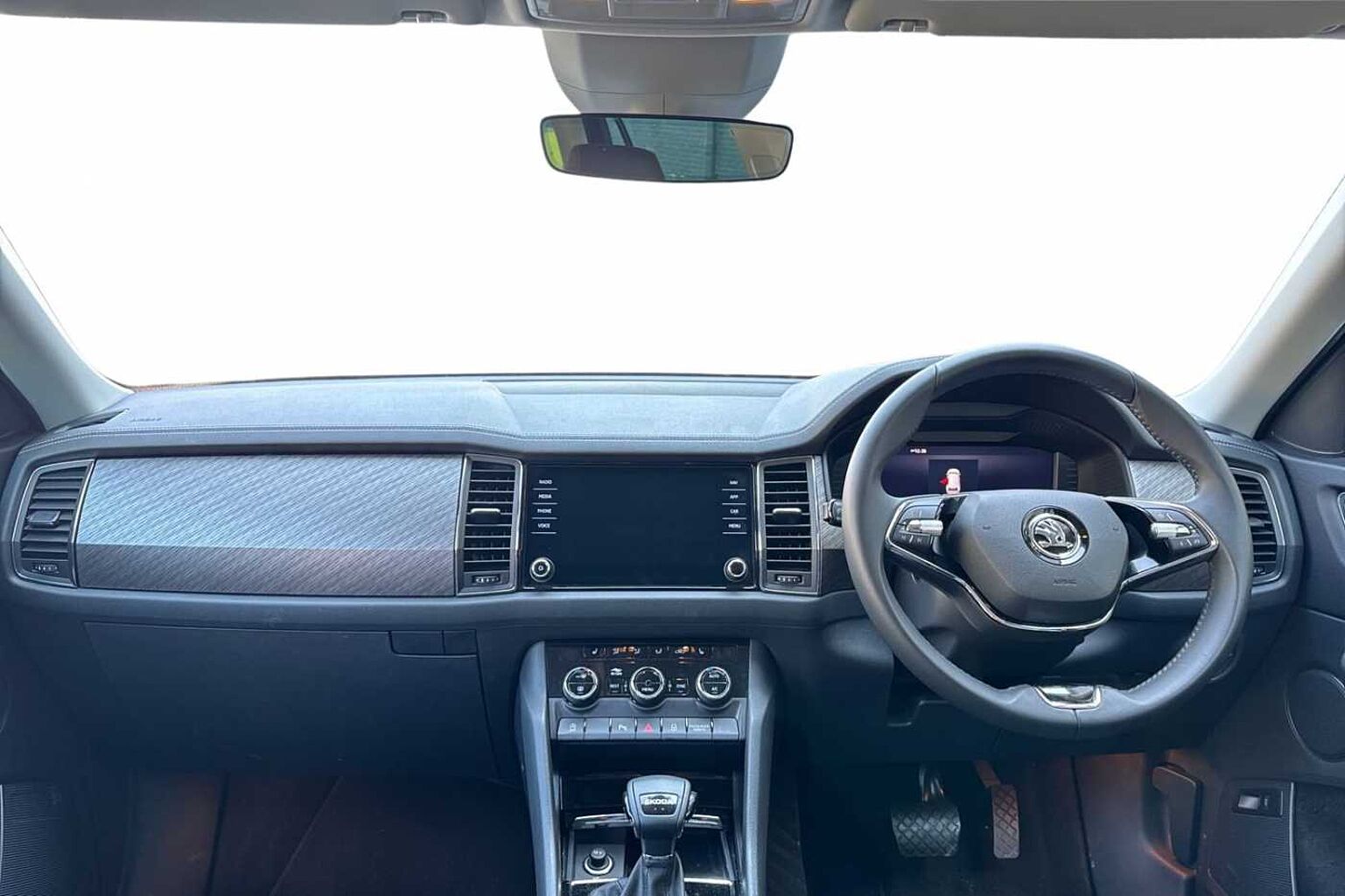SKODA Kodiaq 1.5 TSI ACT SE L Executive SUV 5dr Petrol DSG Euro 6 (s/s) (7 Seat) (150 ps)