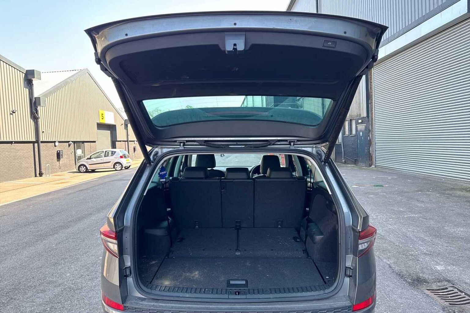 SKODA Kodiaq 1.5 TSI ACT SE L Executive SUV 5dr Petrol DSG Euro 6 (s/s) (7 Seat) (150 ps)