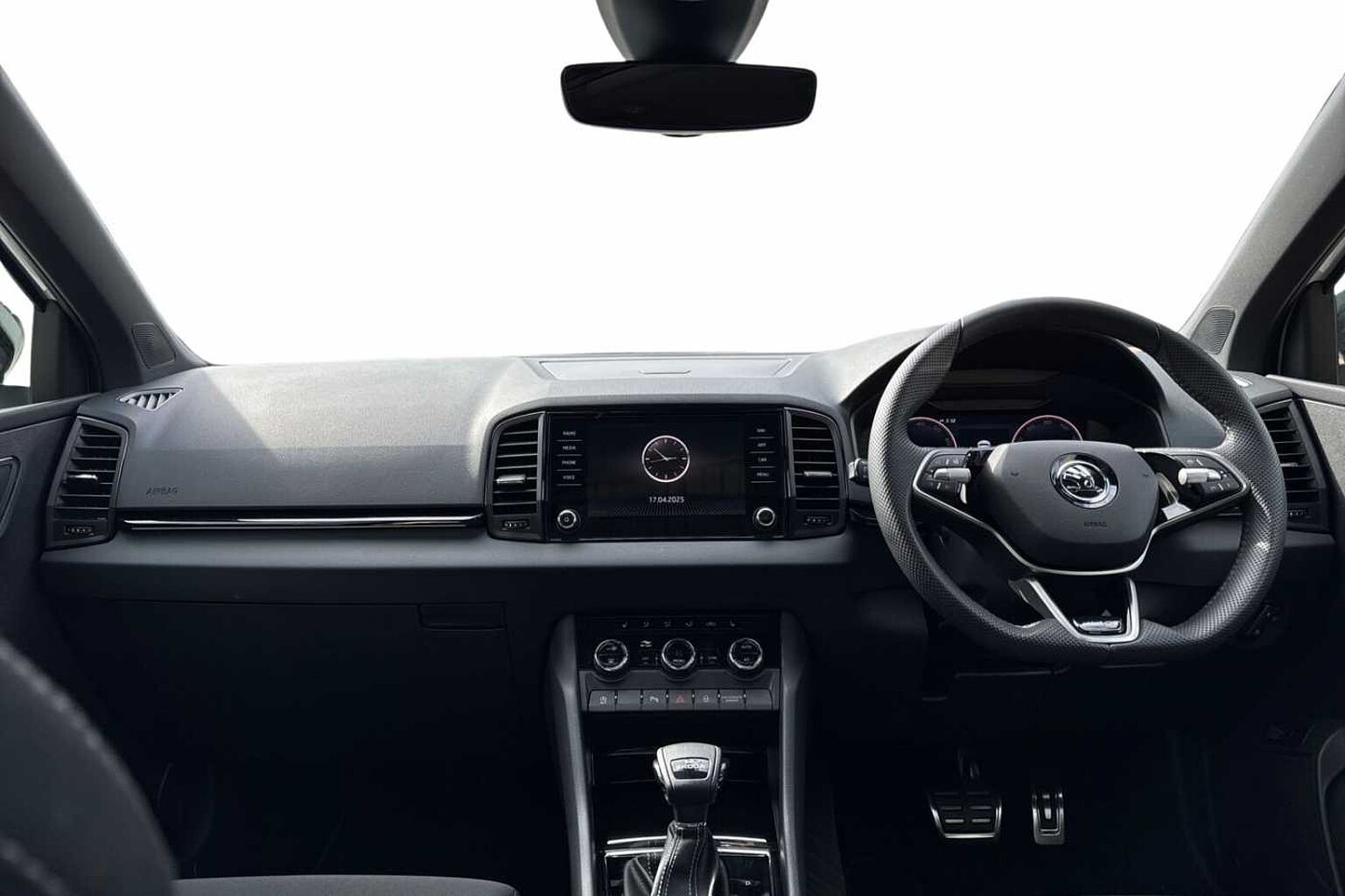 SKODA Karoq 1.5 TSI ACT SportLine SUV 5dr Petrol DSG Euro 6 (s/s) (150 ps)