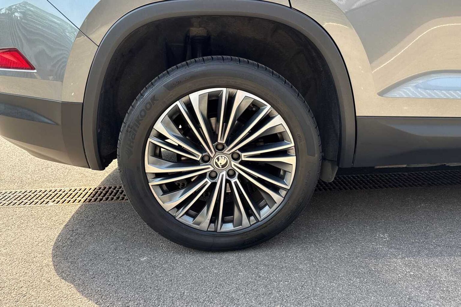 SKODA Kodiaq 2.0 TDI SE L Executive SUV 5dr Diesel DSG 4WD Euro 6 (s/s) (7 Seat) (200 ps)