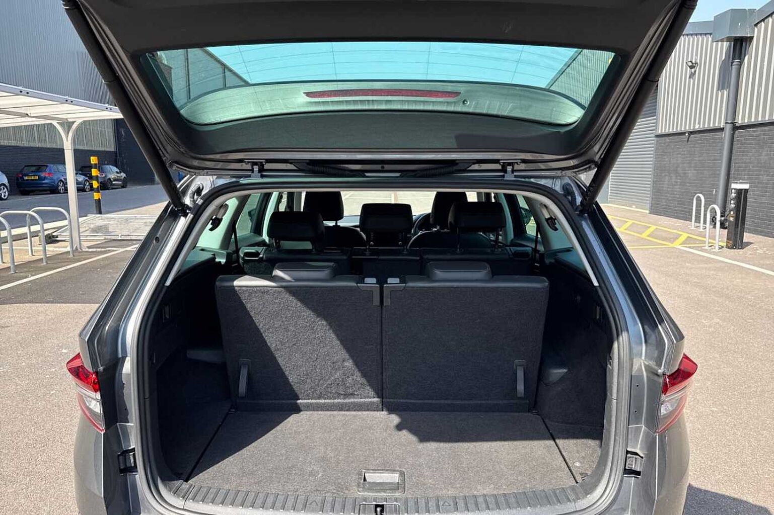 SKODA Kodiaq 2.0 TDI SE L Executive SUV 5dr Diesel DSG 4WD Euro 6 (s/s) (7 Seat) (200 ps)