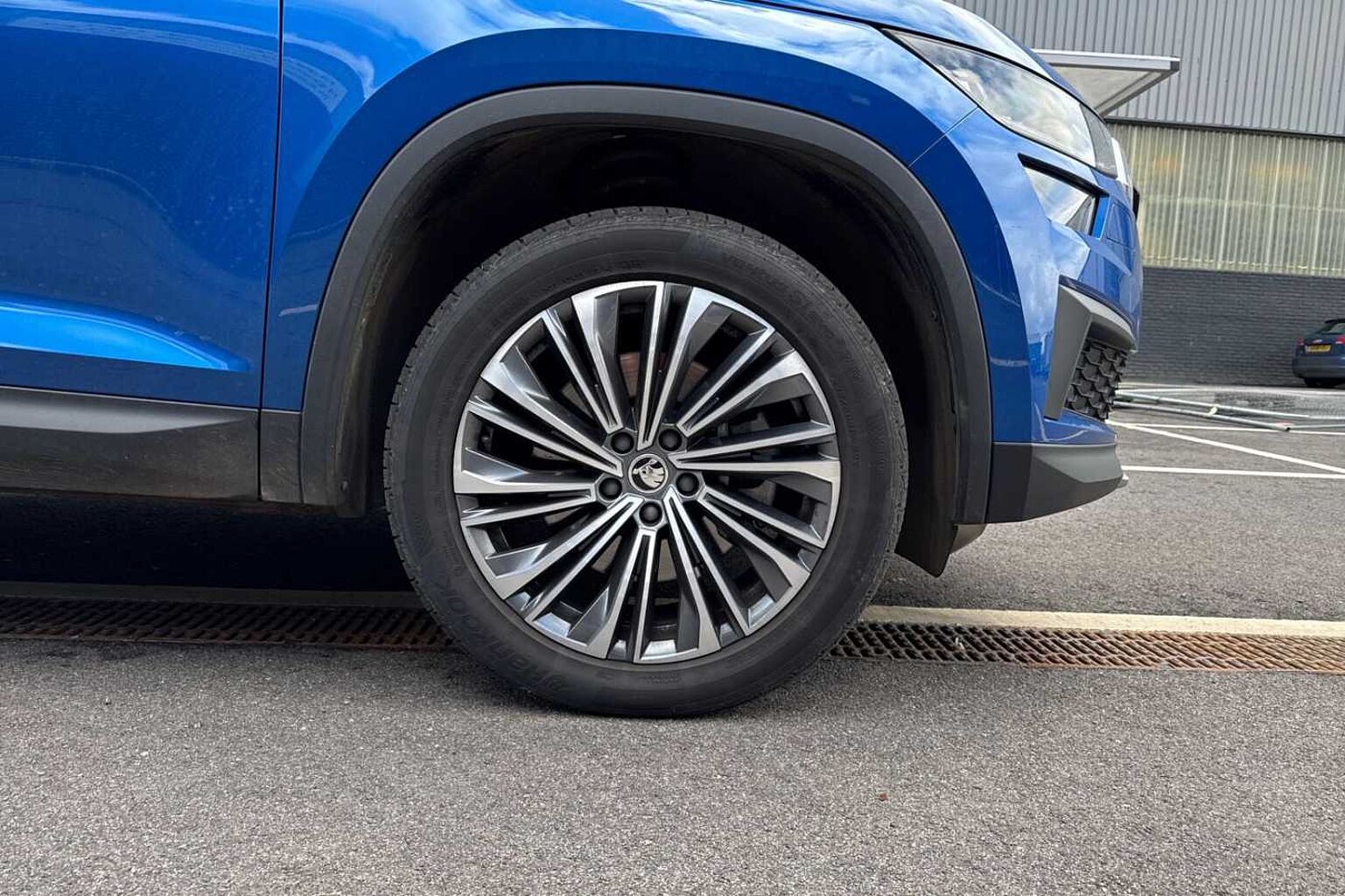 SKODA Kodiaq 2.0 TDI SE L Executive SUV 5dr Diesel DSG 4WD Euro 6 (s/s) (7 Seat) (200 ps)