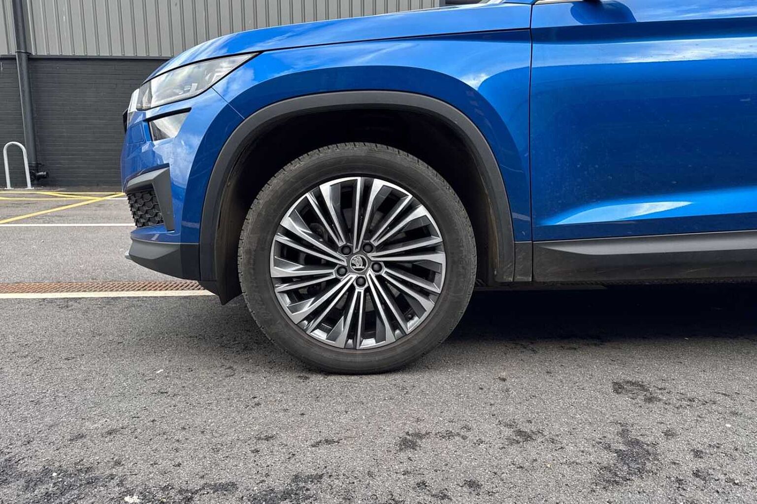 SKODA Kodiaq 2.0 TDI SE L Executive SUV 5dr Diesel DSG 4WD Euro 6 (s/s) (7 Seat) (200 ps)