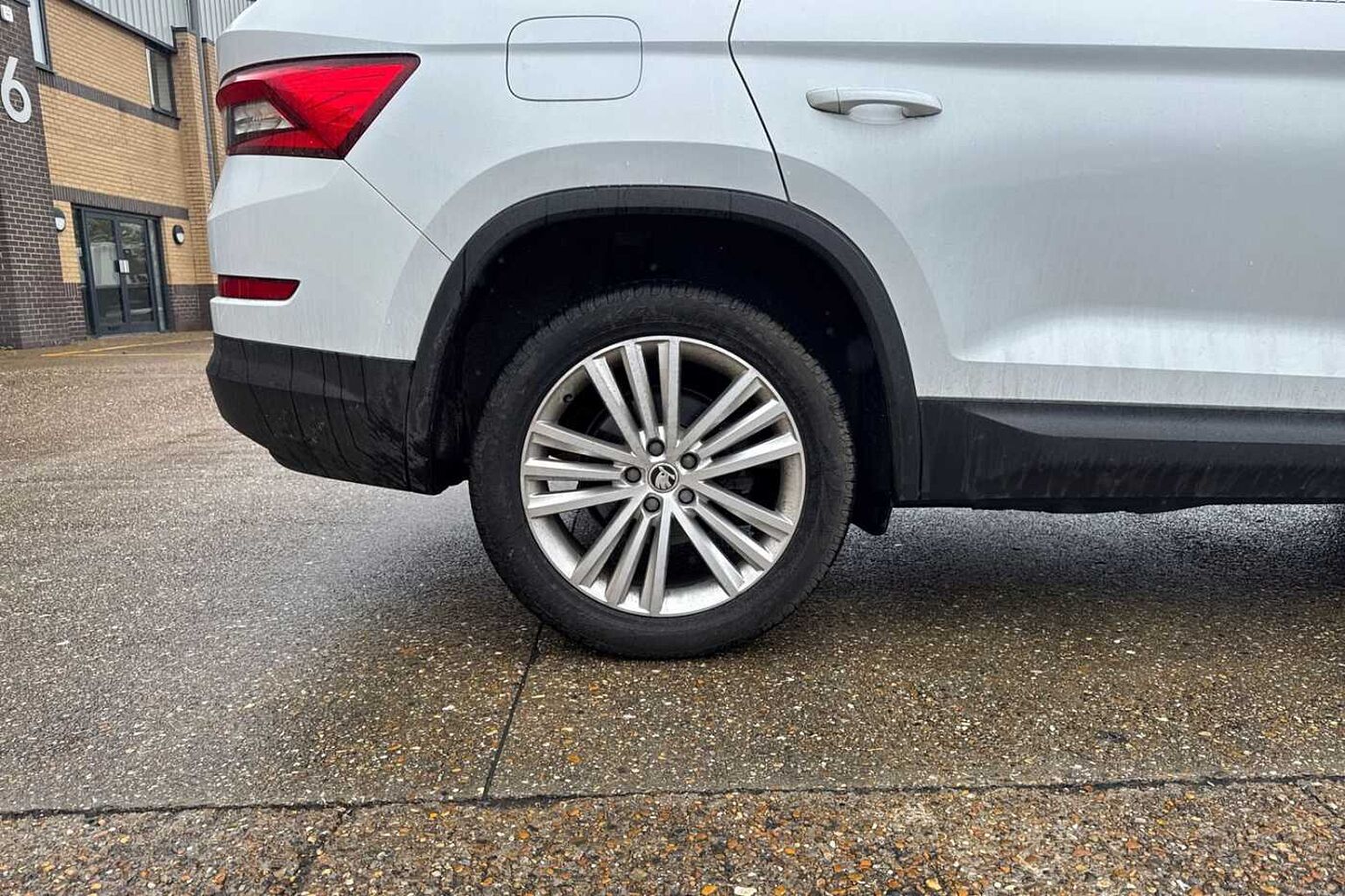 SKODA Kodiaq 2.0 TDI SE L SUV 5dr Diesel DSG 4WD Euro 6 (s/s) (7 Seat) (150 ps)
