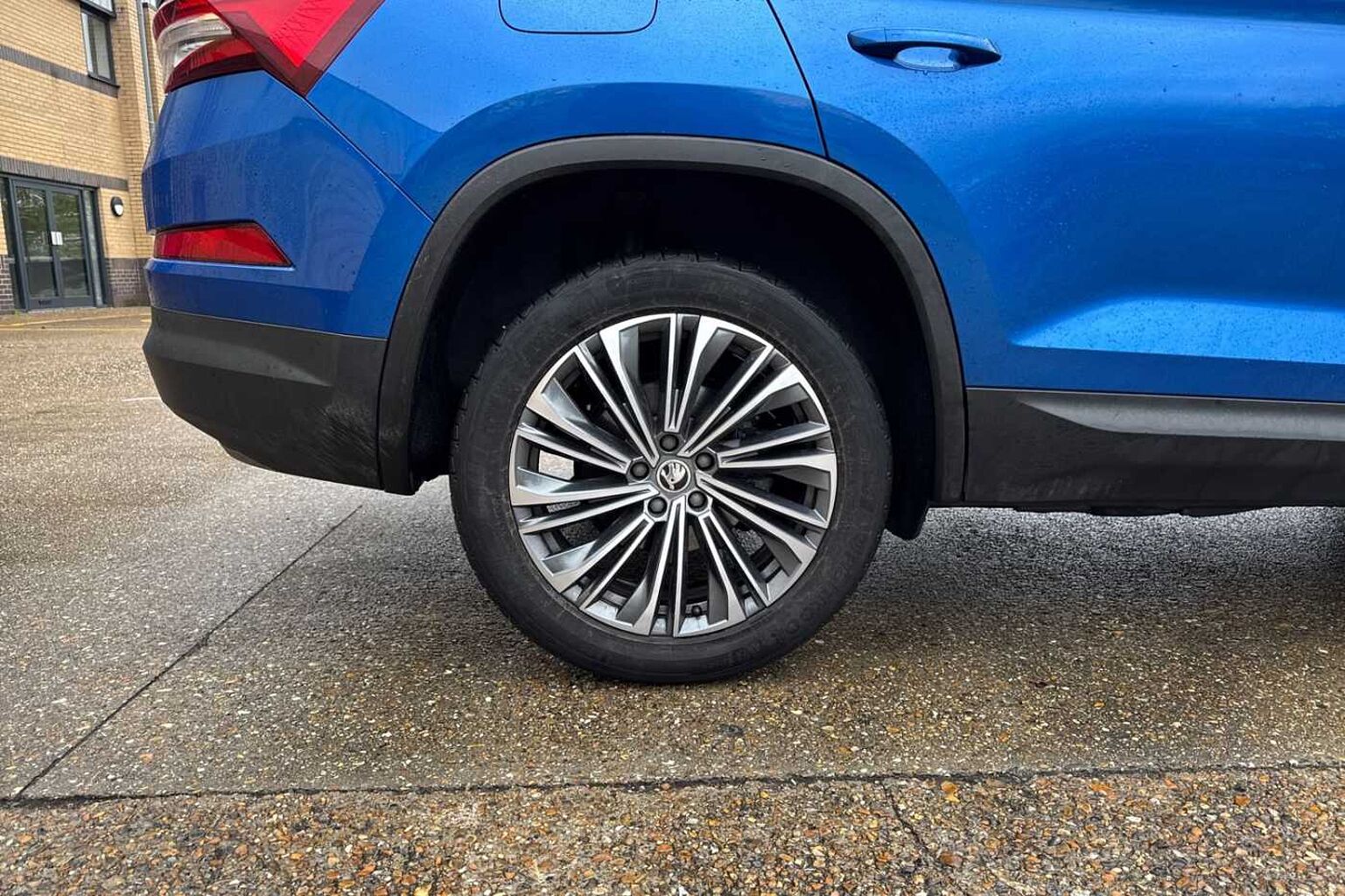 SKODA Kodiaq 2.0 TDI SE L Executive SUV 5dr Diesel DSG Euro 6 (s/s) (7 Seat) (150 ps)