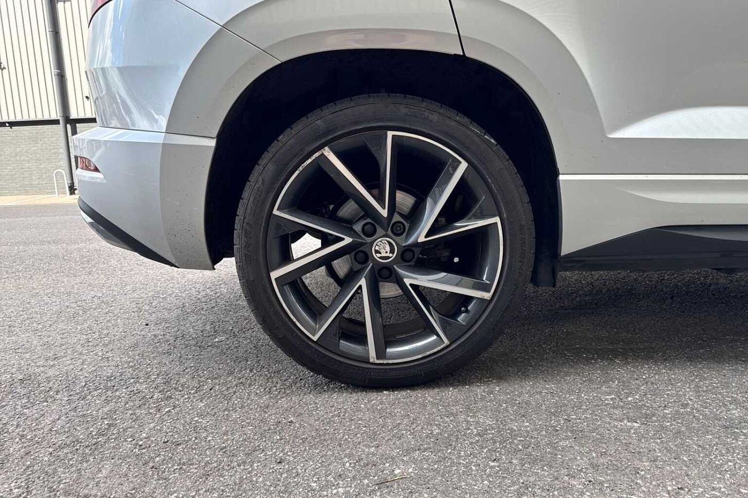 SKODA Karoq 2.0 TSI SportLine SUV 5dr Petrol DSG 4WD Euro 6 (s/s) (190 ps)