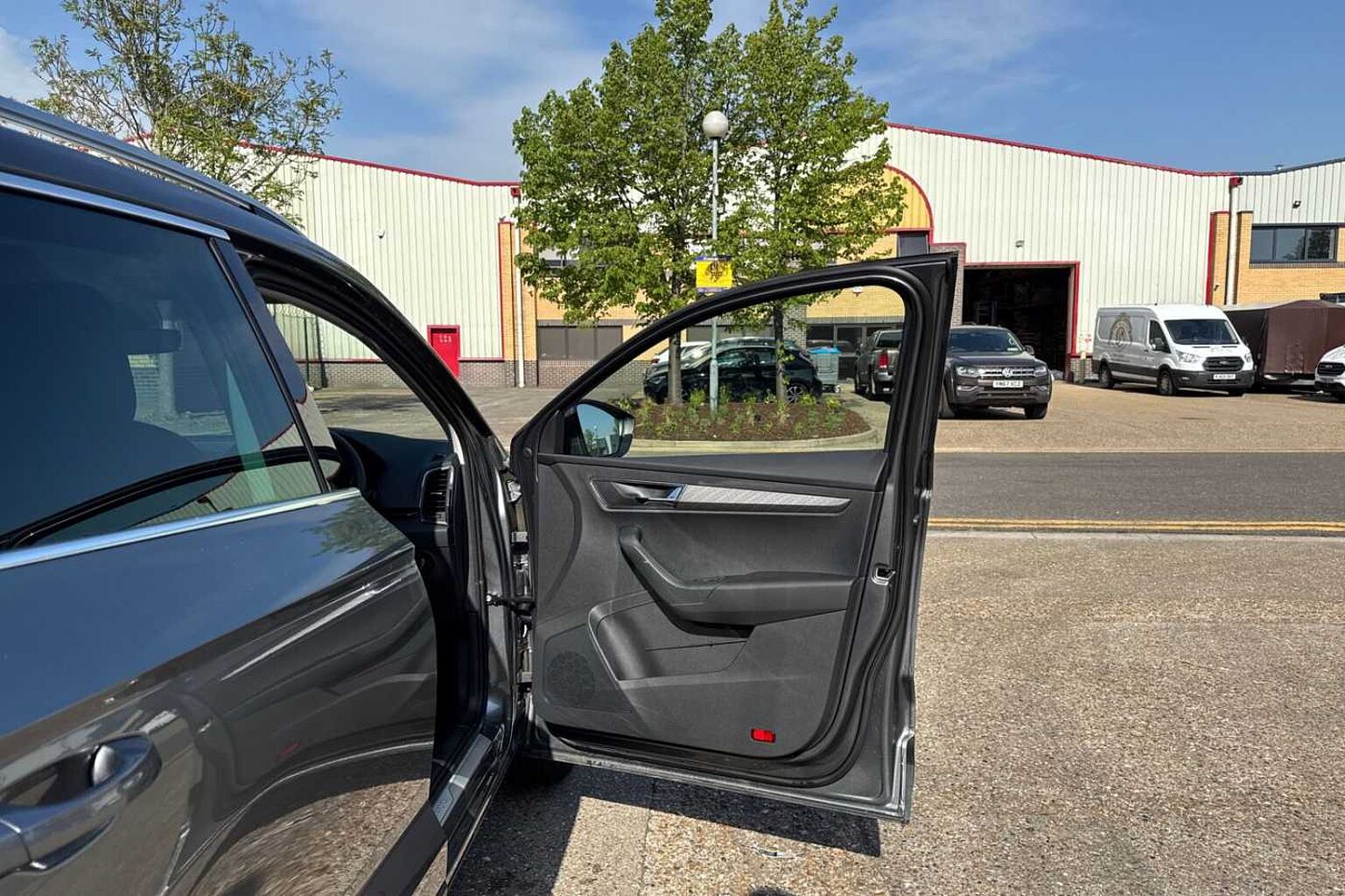 SKODA Karoq 1.5 TSI ACT SE L SUV 5dr Petrol Manual Euro 6 (s/s) (150 ps)