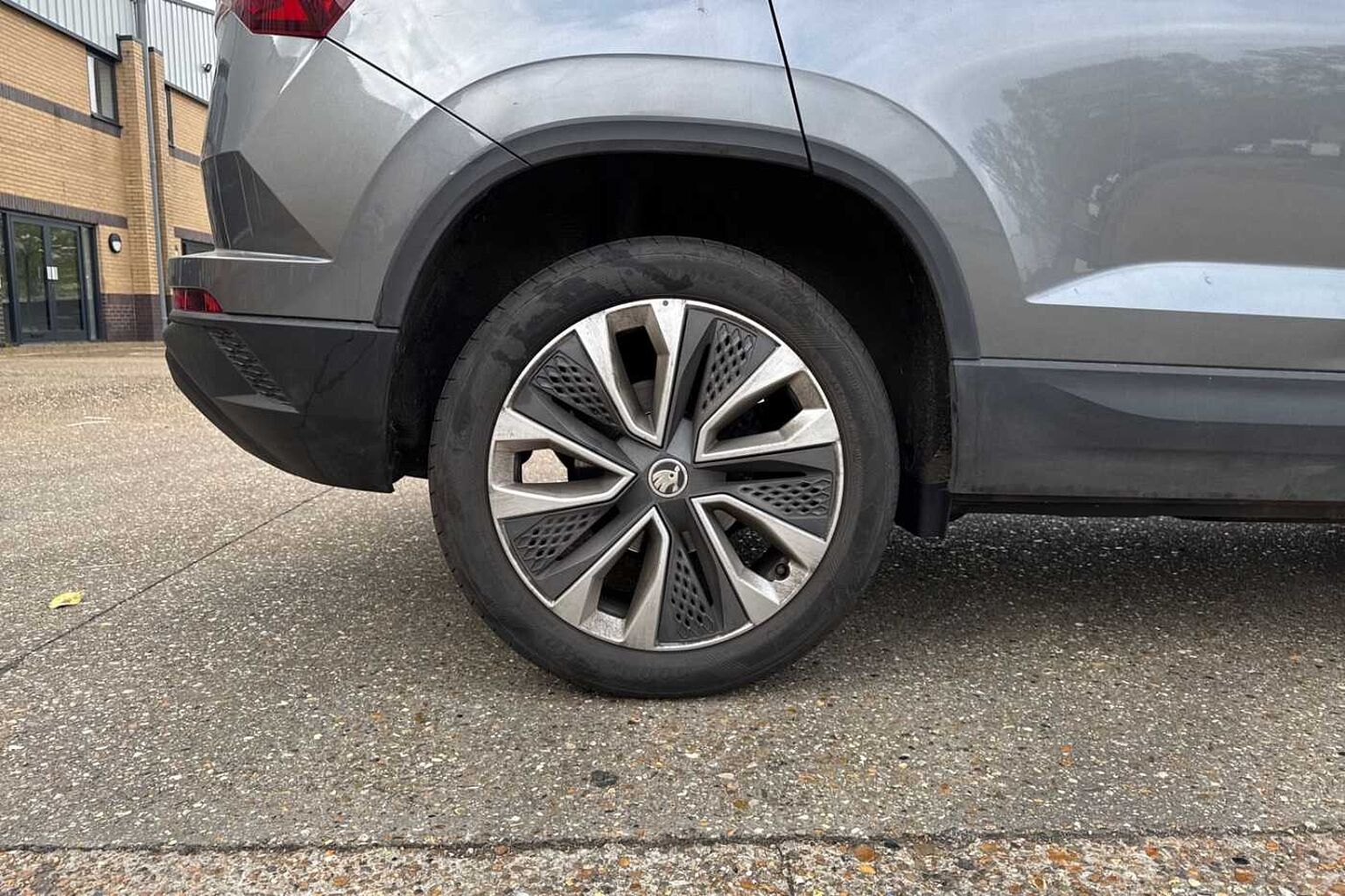 SKODA Karoq 1.5 TSI ACT SE L SUV 5dr Petrol Manual Euro 6 (s/s) (150 ps)