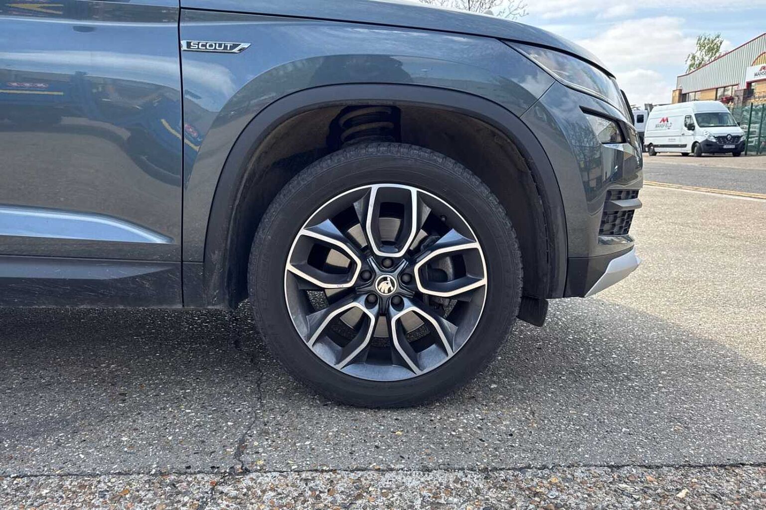 SKODA Kodiaq 2.0 TDI Scout SUV 5dr Diesel DSG 4WD Euro 6 (s/s) (7 Seat) (190 ps)