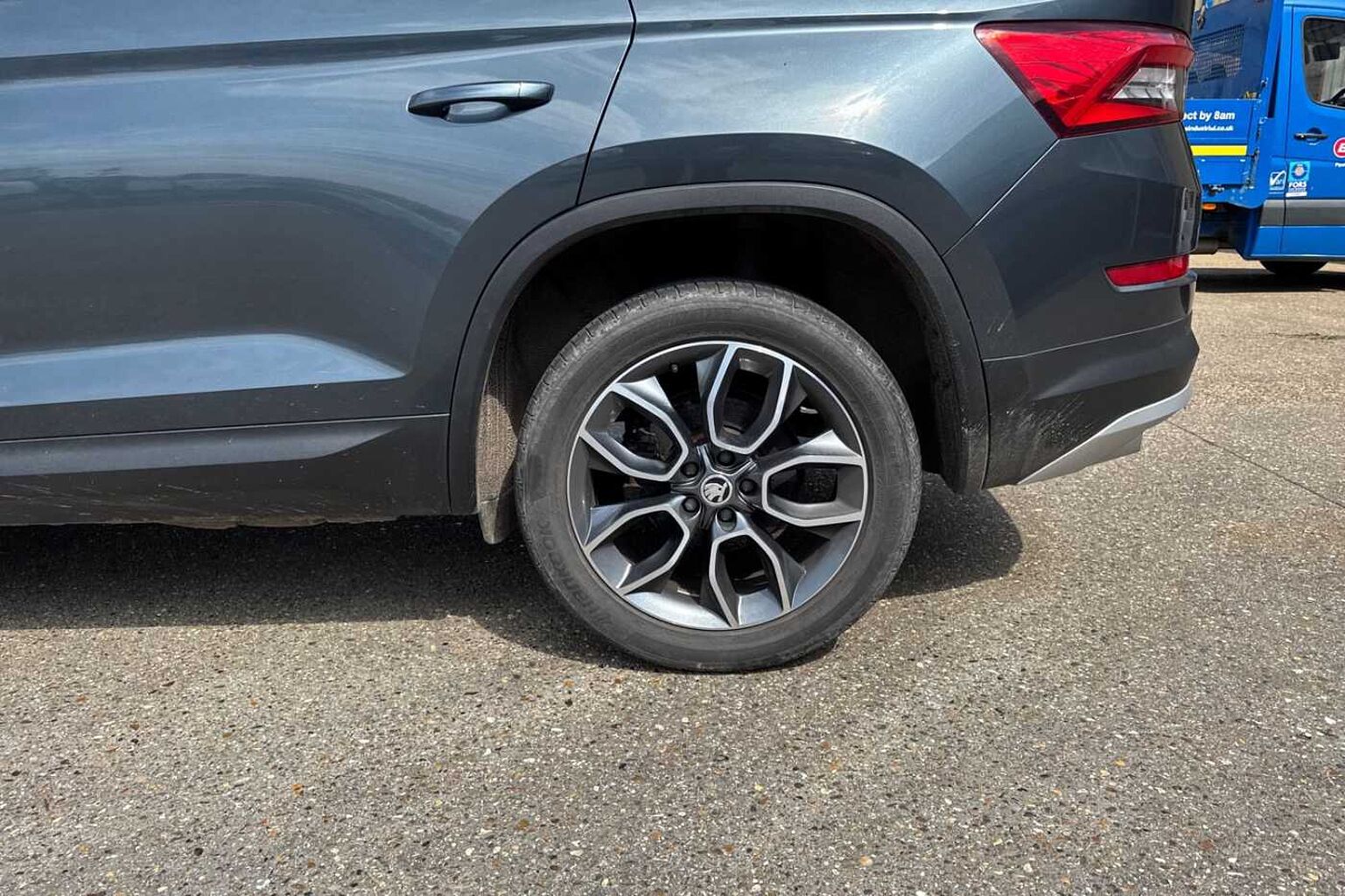 SKODA Kodiaq 2.0 TDI Scout SUV 5dr Diesel DSG 4WD Euro 6 (s/s) (7 Seat) (190 ps)