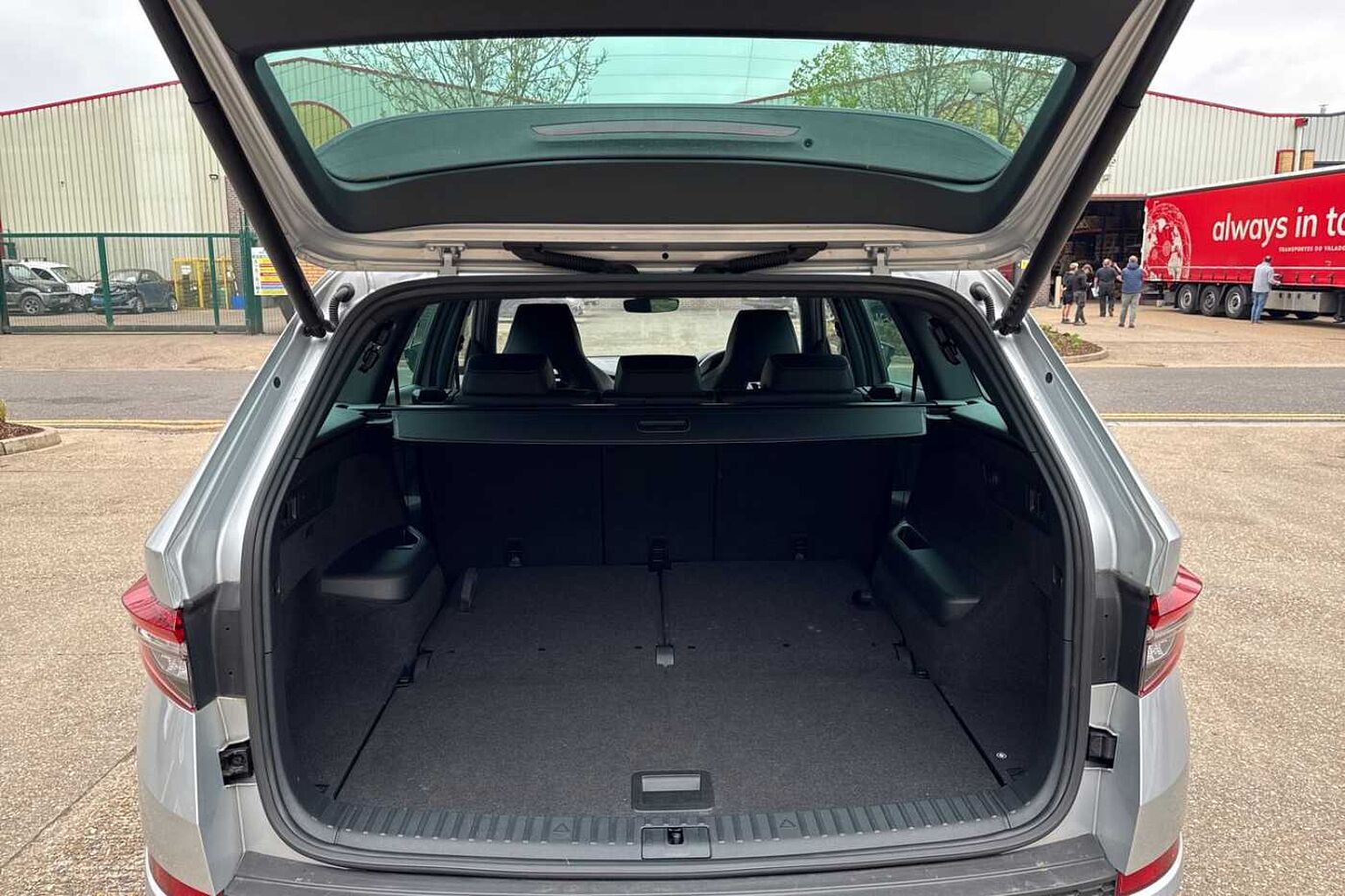 SKODA Kodiaq 2.0 TSI SportLine SUV 5dr Petrol DSG 4WD Euro 6 (s/s) (7 Seat) (190 ps)