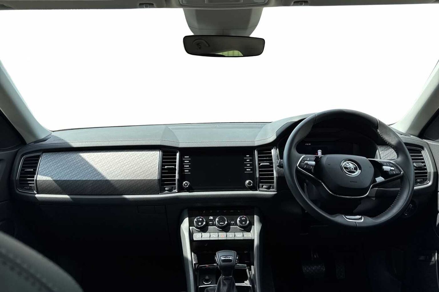 SKODA Kodiaq 1.5 TSI ACT SE L Executive SUV 5dr Petrol DSG Euro 6 (s/s) (7 Seat) (150 ps)
