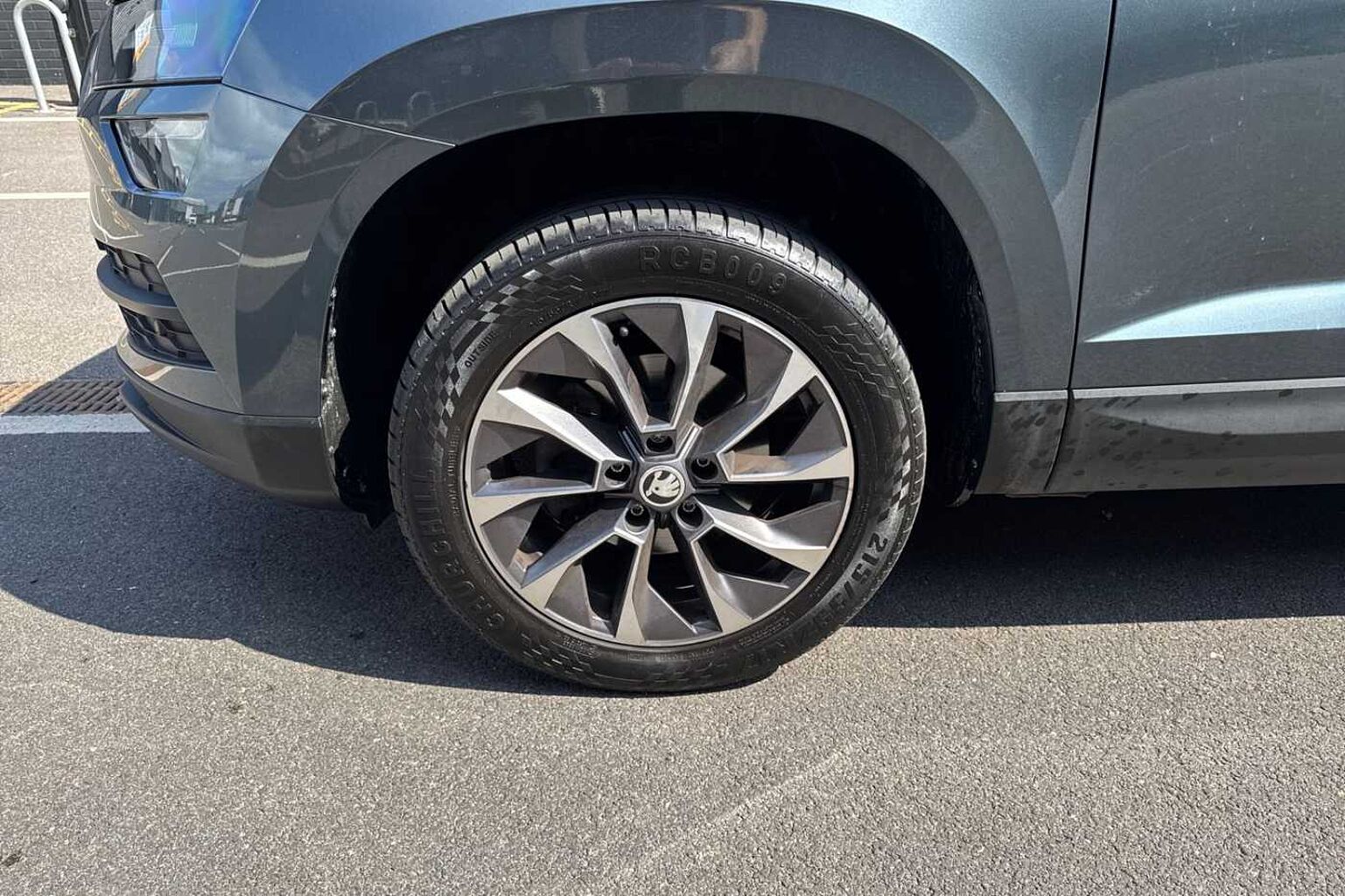 SKODA Karoq 1.5 TSI ACT SE Drive SUV 5dr Petrol DSG Euro 6 (s/s) (150 ps)