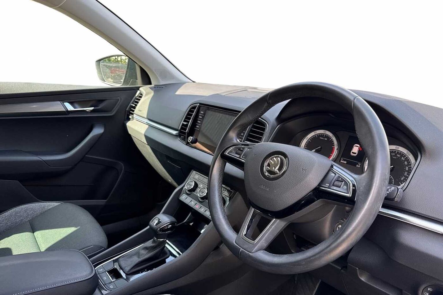 SKODA Karoq 1.5 TSI ACT SE Drive SUV 5dr Petrol DSG Euro 6 (s/s) (150 ps)